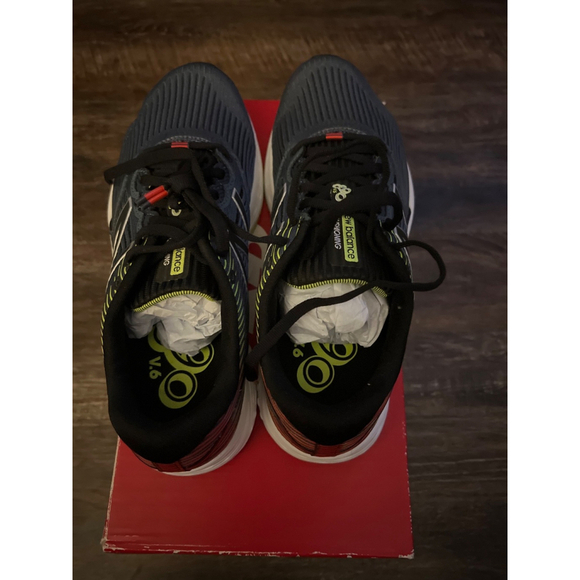 New Balance 890v6 running shoe NWT Men’s 7.5 main image 7